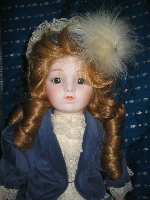 Фарфоровая Музыкальная куколка от Joanna Hartstein (фото 2)