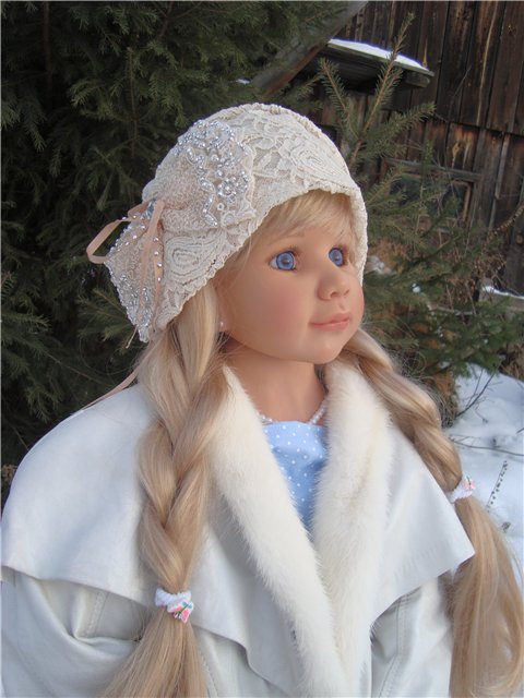 Зимние наряды для куколки Алисы