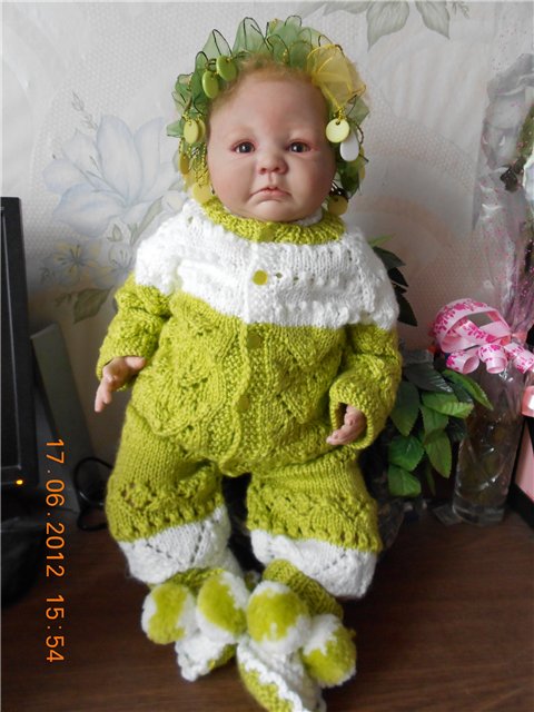 Моя новая вязалочка для малышки реборн (фото 10)