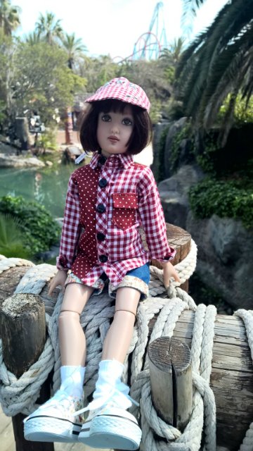 Поезд в Барселону дремлет, или, Мне ещё три платья надеть осталось