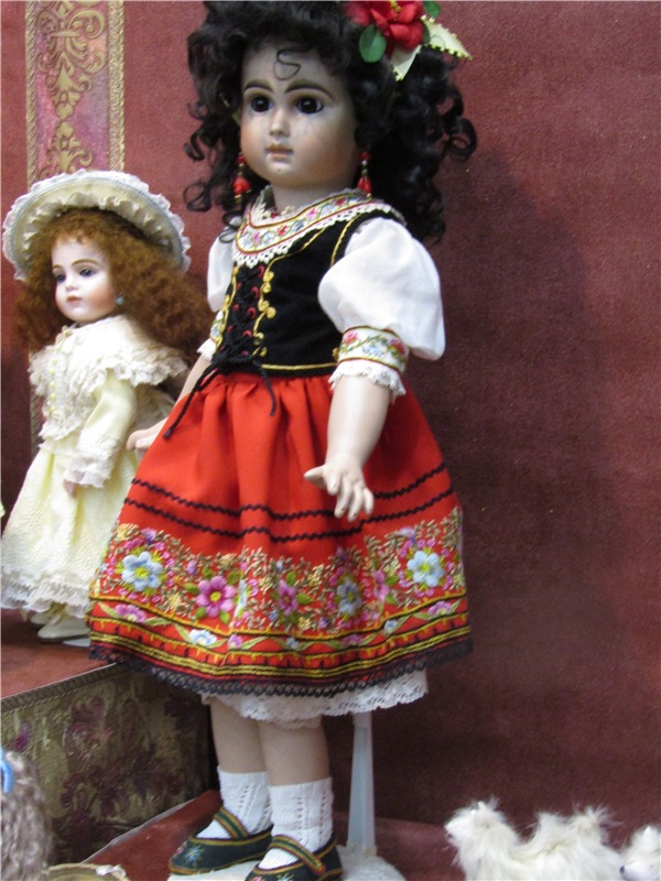 "Дела давно минувших дней, Преданья старины глубокой." Салон кукол на Тишинке 2016. Фотообзор. Антиквариат и винтаж | Бэйбики "Дела давно минувших дней, Преданья старины глубокой." Салон кукол на Тишинке 2016. Фотообзор. Антиквариат и винтаж (фото 2)