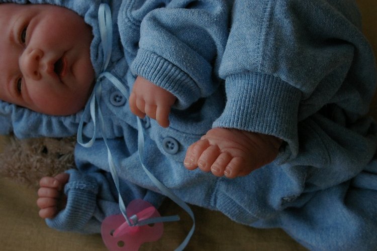 Преображение куколки Berenguer (фото 10)