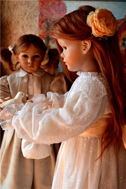 Malena от Vera Scholz и Susi Nissen от John Nissen по мотивам пьессы М. Матерлинка «Синяя Птица»