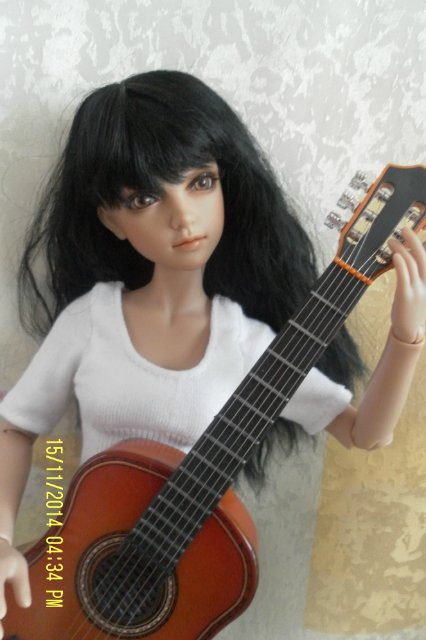 Девочка с характером. Леона, Иплхаус