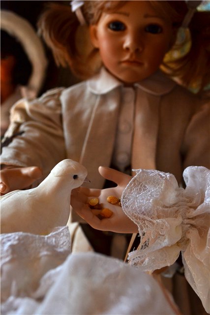 Malena от Vera Scholz и Susi Nissen от John Nissen по мотивам пьессы М. Матерлинка «Синяя Птица»