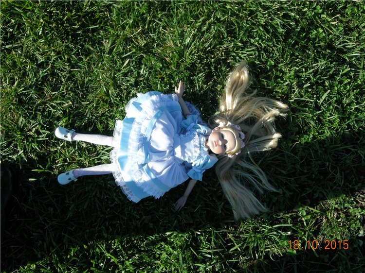 Первые прогулки Алисы — Фэшн