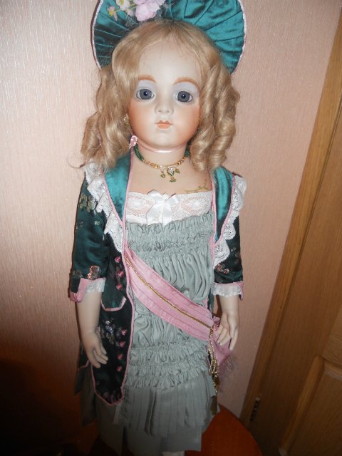 История женского костюма конца 18-19 века в куклах BEBE (фото 3)