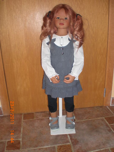 Кукла Kinja от Annette Himstedt приглашает в гости