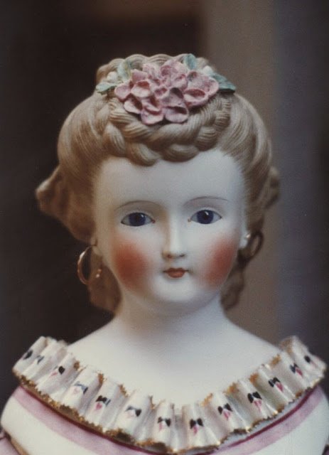 Паросские куклы. Antique Parian Doll