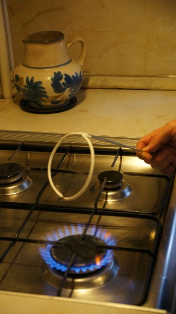 Деревянная подставка для кукол своими руками