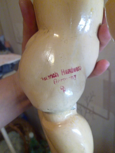 Я верю, что счастье сильнее смерти... Немного о куклах Генриха Хандверка