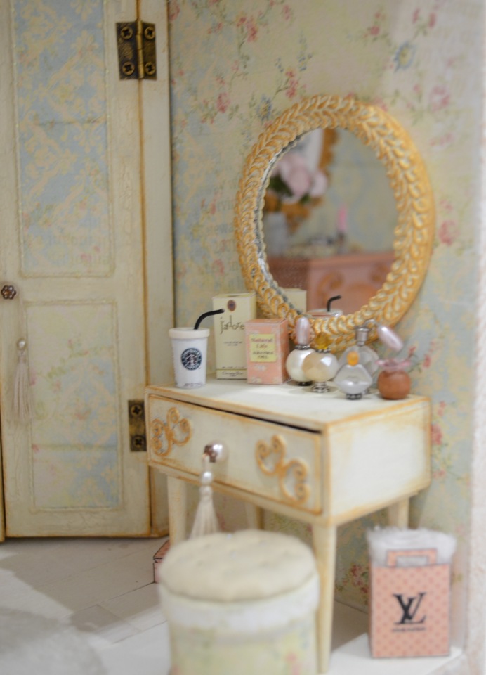 Девичья шкатулка-румбокс для кукол - Уютный чердачОК