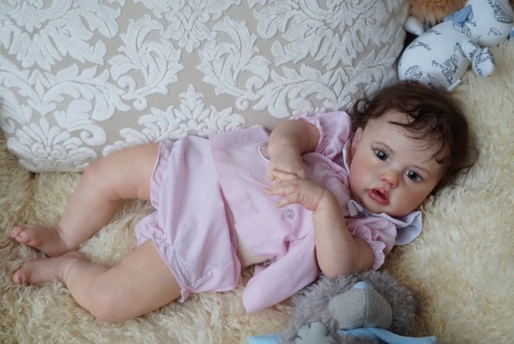 Я назвала ее Scarlett. Кукла реборн Наталии Коноваловой