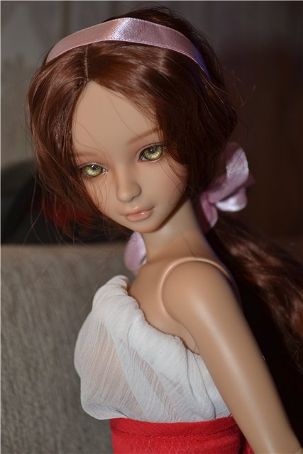 Как Татьяна и Ева примеряют новые платья. Iplehouse BJD Elin