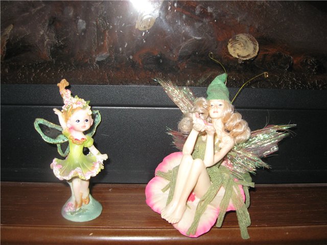 Разообразные маленькие куколки