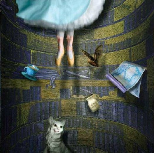 Глубока ли кроличья нора или Хэллоуин в Зазеркалье