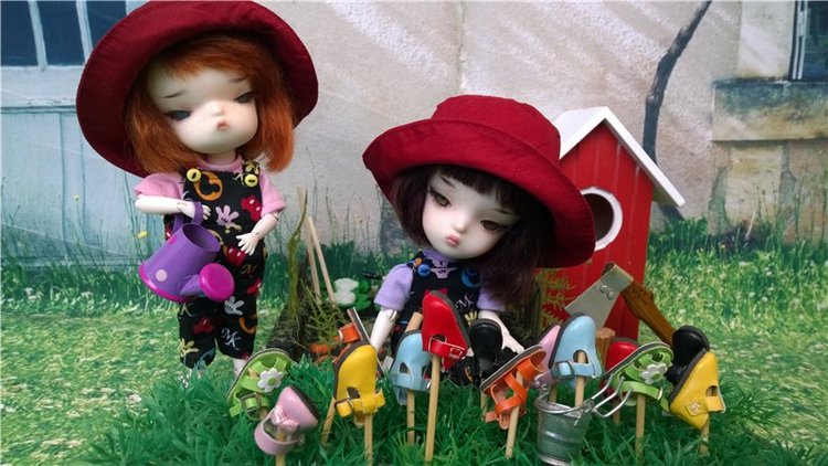 Месяц в деревне, или, Как сделать четыре ошибки в слове из трёх букв