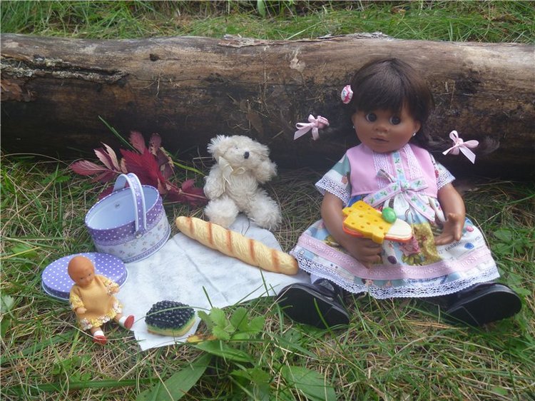 Малыши в новых костюмчиках | Бэйбики Малыши в новых костюмчиках