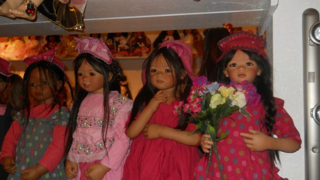 Уникальная коллекция кукол из Техассa - продолжение