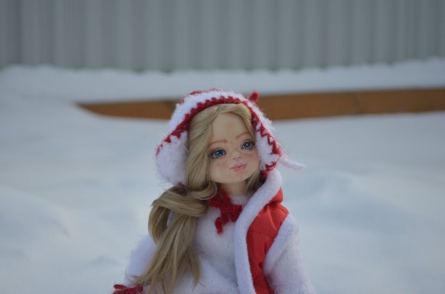 Зима, горка, санки! Авторская шарнирная кукла Коновниной Ольги