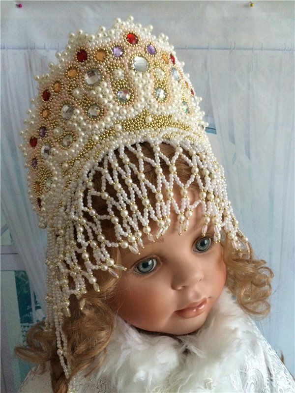 Кокошник из бисера — Как сделать аксессуары для кукол: сумки