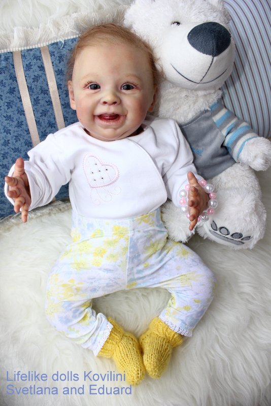 На щечке родинка, а в глазах любовь! Варенька - кукла реборн Ковылиных Светланы и Эдуарда (фото 2)