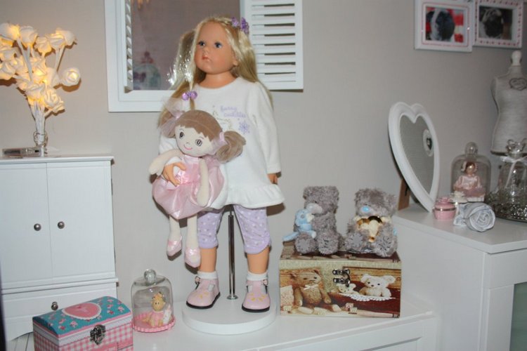 Где живут наши куклы. Кукольная комната