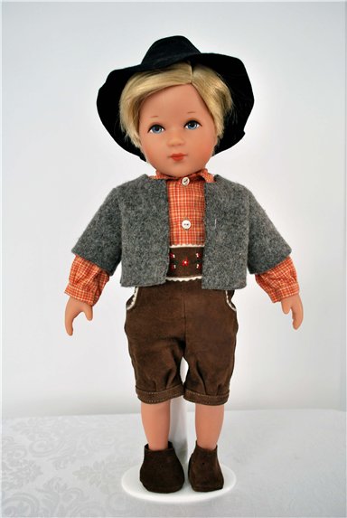 Том от Kathe Kruse с подружками