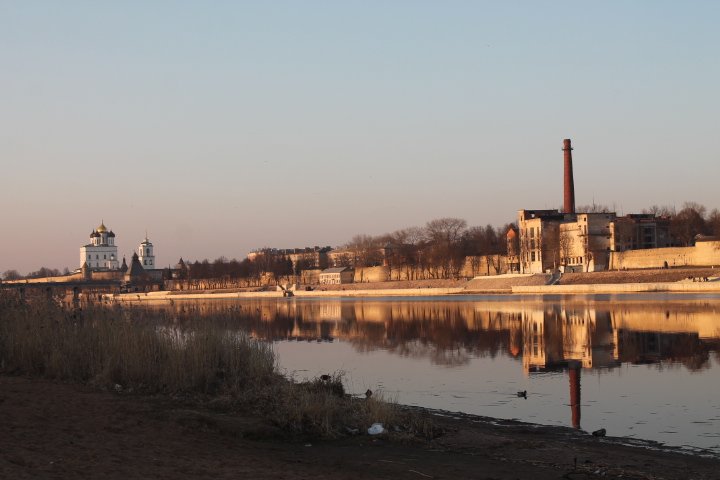 Девочки едут в санаторий, отпуск, день первый