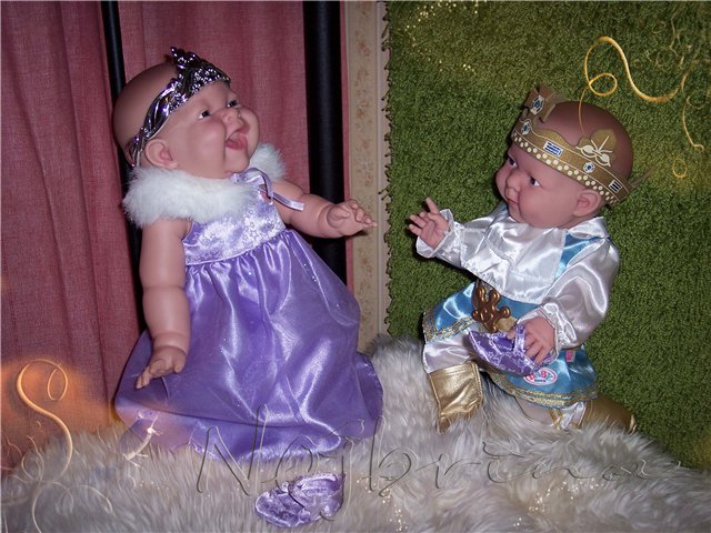 Золушка. Старая сказка на новый лад в исполнении малышей Berenguer