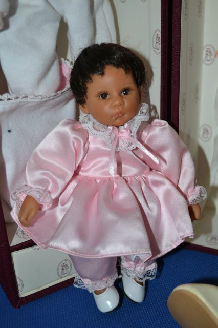 Дом-саквояж для малышки-мулатки от Ли Миддлтон