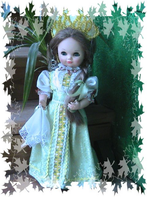 Куклы. Просто куклы и Мишка всех поздравляют с 2014 новым ГОДОМ