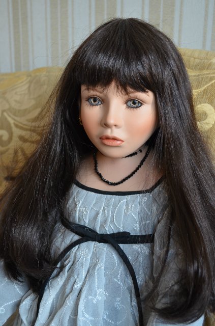 Фарфоровая кукла Равен с веткой орхидеи от Angela McNeely, Ruby Doll Collection (фото 9)