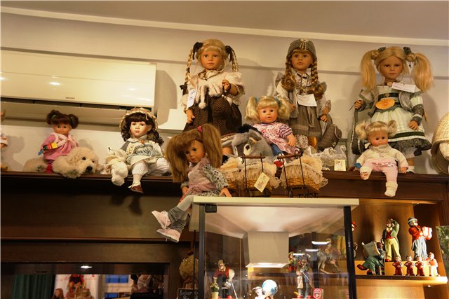 Взятие Берлина. Часть 2. Puppenstube (Пуппенштубе) - кукольный магазинчик