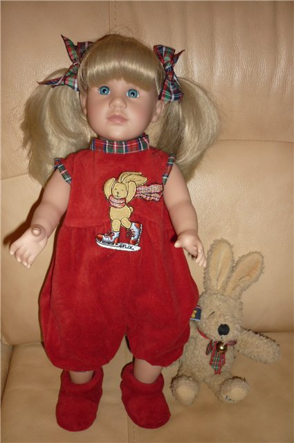 Одеваем наших кукол