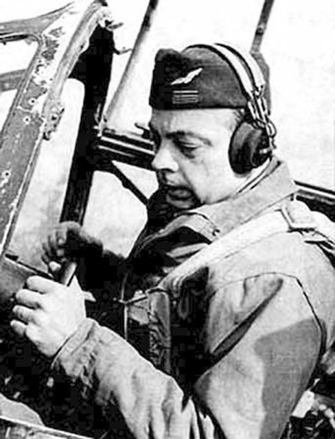 "...тот, кто любит, всегда отличит свою розу...даже с закрытыми глазами..." Последний полет