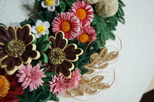 Веночек в цветочек. Квиллинг (фото 5)
