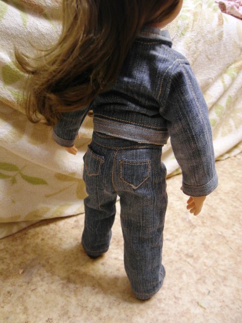 Самопальный джинсовый костюмчик для Готц (фото 8)