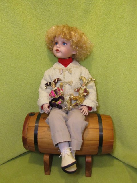 Два в одном. Фарфоровый мальчик (фото 2)