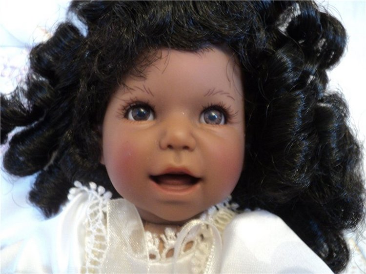 Первая ласточка. Миниатюра Lee Middleton "Baby's First Prayer". Первая молитва младенца (фото 4)