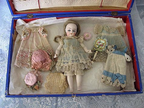 Миньонетты и их крошечный мир