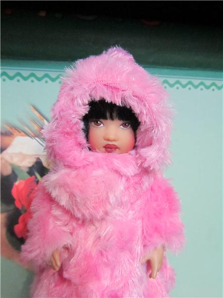 Наши новые шубки. Куколки Helen Kish (фото 6)