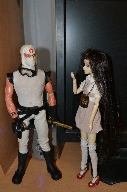 Драма, разыгравшаяся на моем столе. Вия - девушка J-doll от Jun Planning и Киншин (Сердце меча) от Hasbro | Бэйбики Драма, разыгравшаяся на моем столе. Вия - девушка J-doll от Jun Planning и Киншин (Сердце меча) от Hasbro