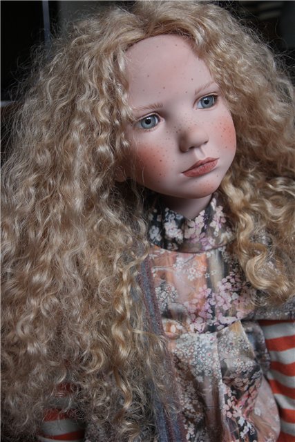 Красавица Elletra (весна 2013) и другие большие девочки Hedwiga и Geraldine (2012). Zwergnase