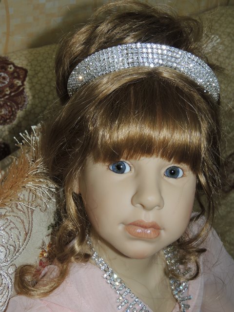 И у нас живёт принцесса, кукла Э.Глазгольд