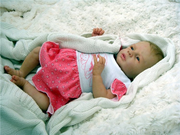 Тоня. Малышка реборн Barmalina Nursery (фото 9)