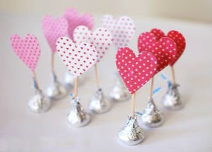 Как украсить квартиру ко Дню Святого Валентина (фото 7)