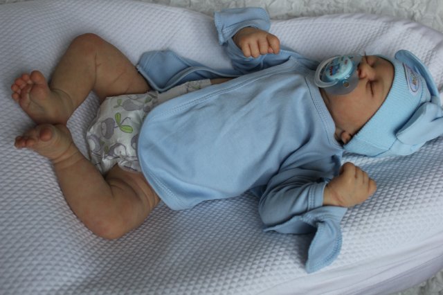 Кукла реборн Julien, Катерины Осиповой-Коняевой | Бэйбики Кукла реборн Julien, Катерины Осиповой-Коняевой (фото 2)