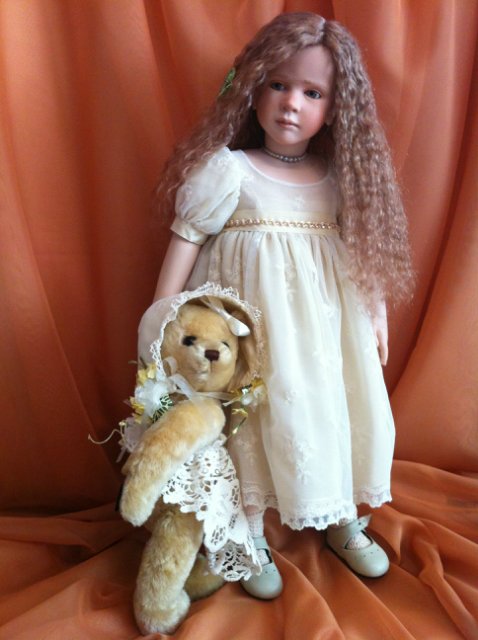 … была в том милом возрасте, когда девочка уже не ребенок, а ребенок еще не девушка. Лилу (Lilou) от автора Рут Треффайзен