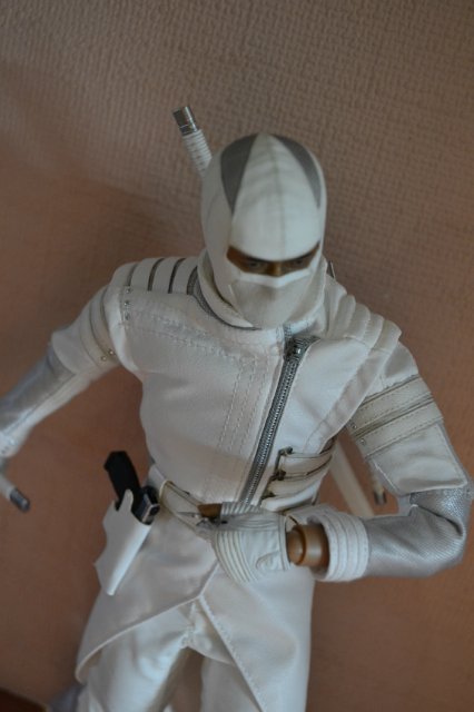 Кукла и актер: Ли Бён Хон (Lee Byung Hun) | Бэйбики Кукла и актер: Ли Бён Хон (Lee Byung Hun)